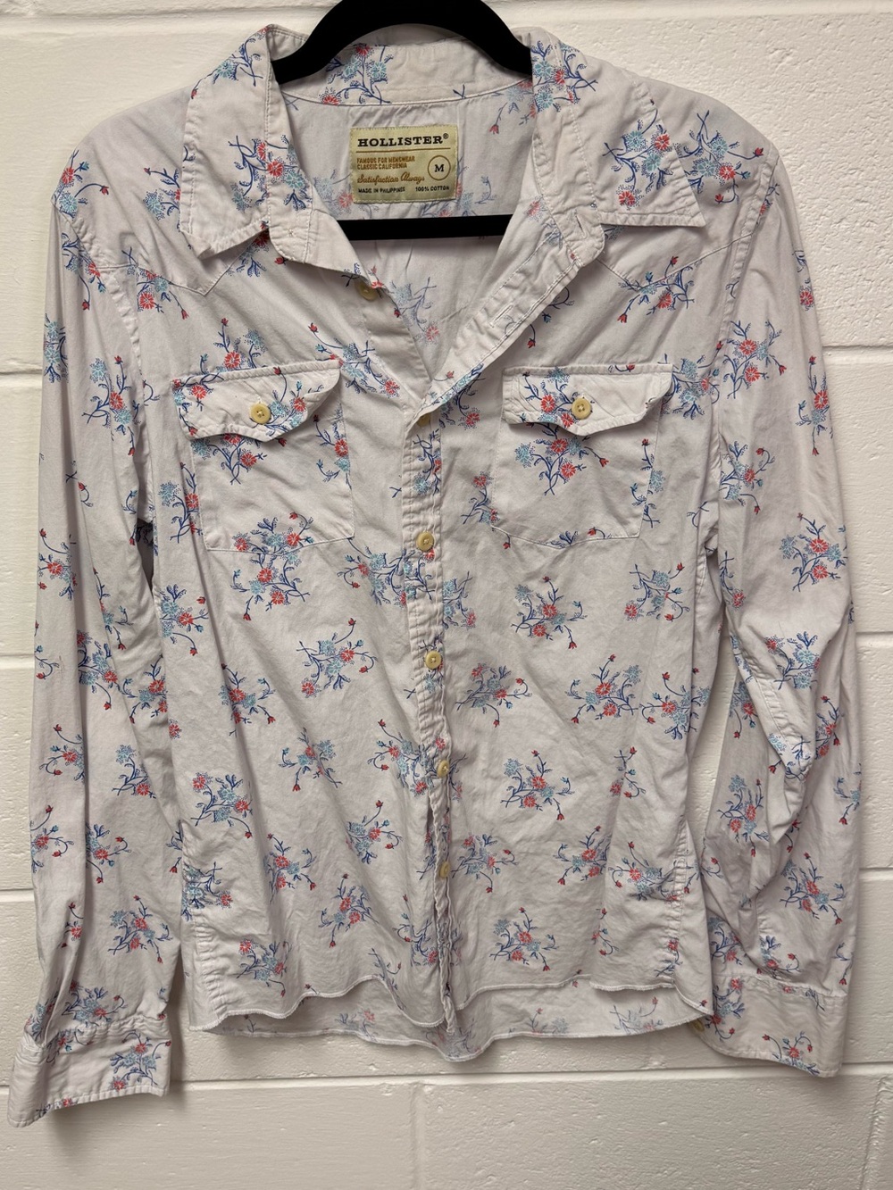 Y2K Hollister White Button-Up Shirt with Blue & Pink Floral Print